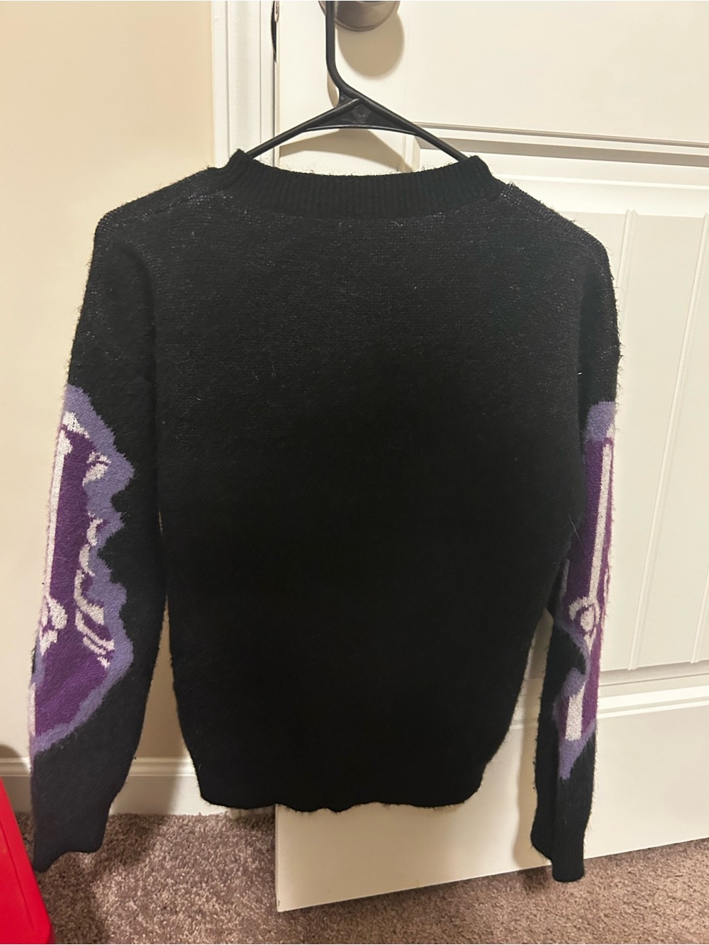 ROMWE Black & Purple Skeleton Graphic Sweater (Men’s Small) - Picture 2 of 2